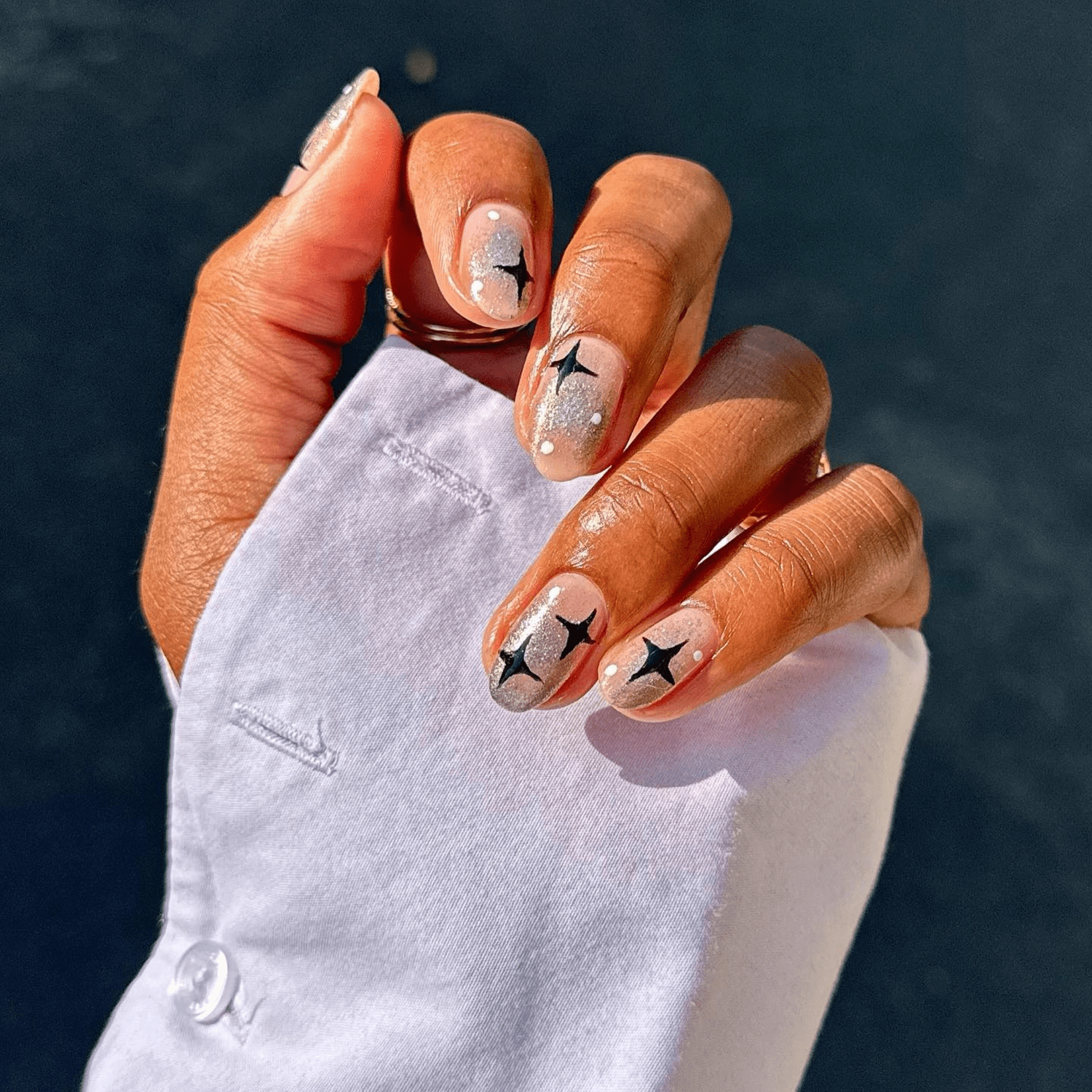 Short Square Sheer Base Star Accents Short Square Sheer Base Star Accents — Everyday Winter Nails