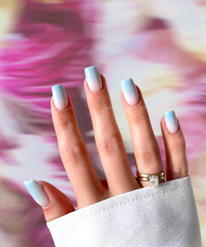 Short Square Light Blue White Ombre Short Square Light Blue White Ombre — Winter Ombre Nails