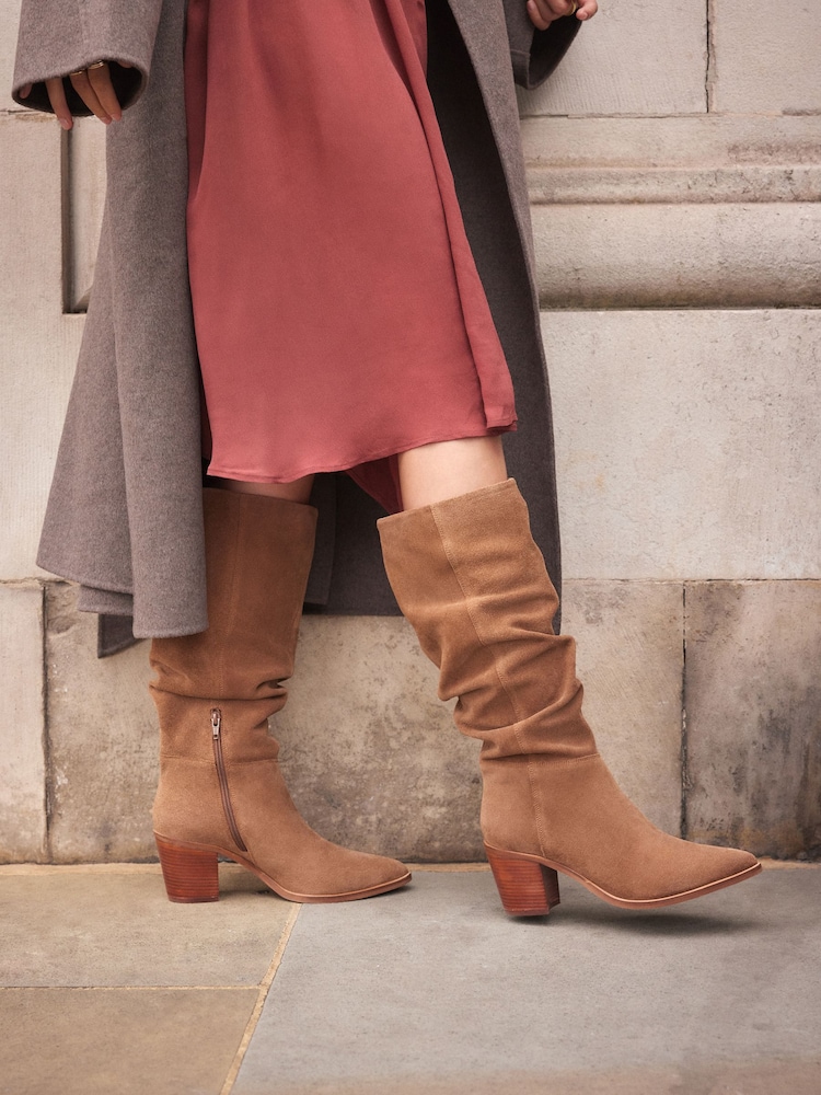 Tan Suede Slouchy Boots with a Pink Dress and Grey Coat Tan Suede Slouchy Boots with a Pink Dress and Grey Coat — Slouchy Boots Outfits