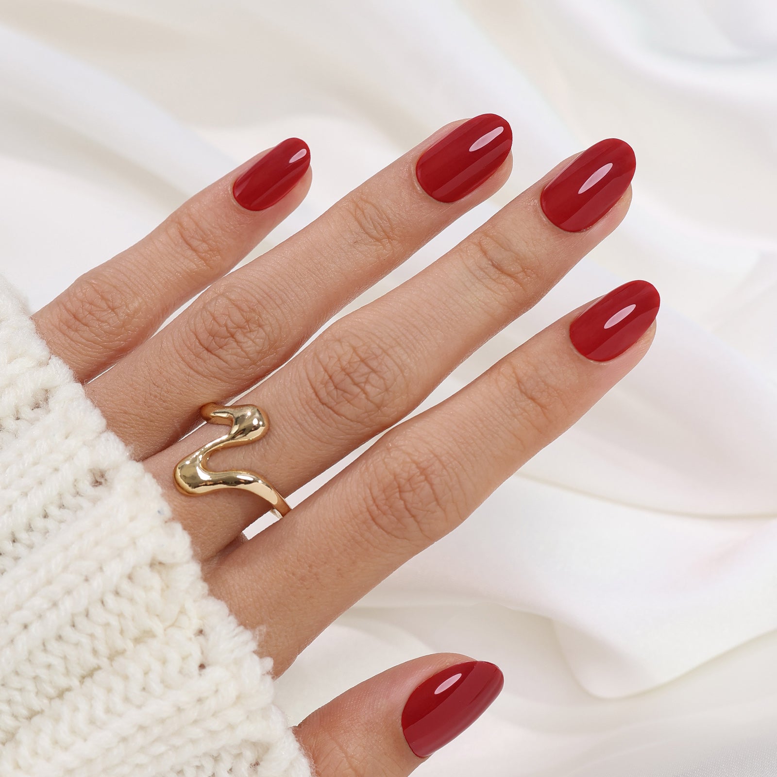 Glossy Dark Cherry Red Ovals Glossy Dark Cherry Red Ovals — Short Winter Acrylic Nails