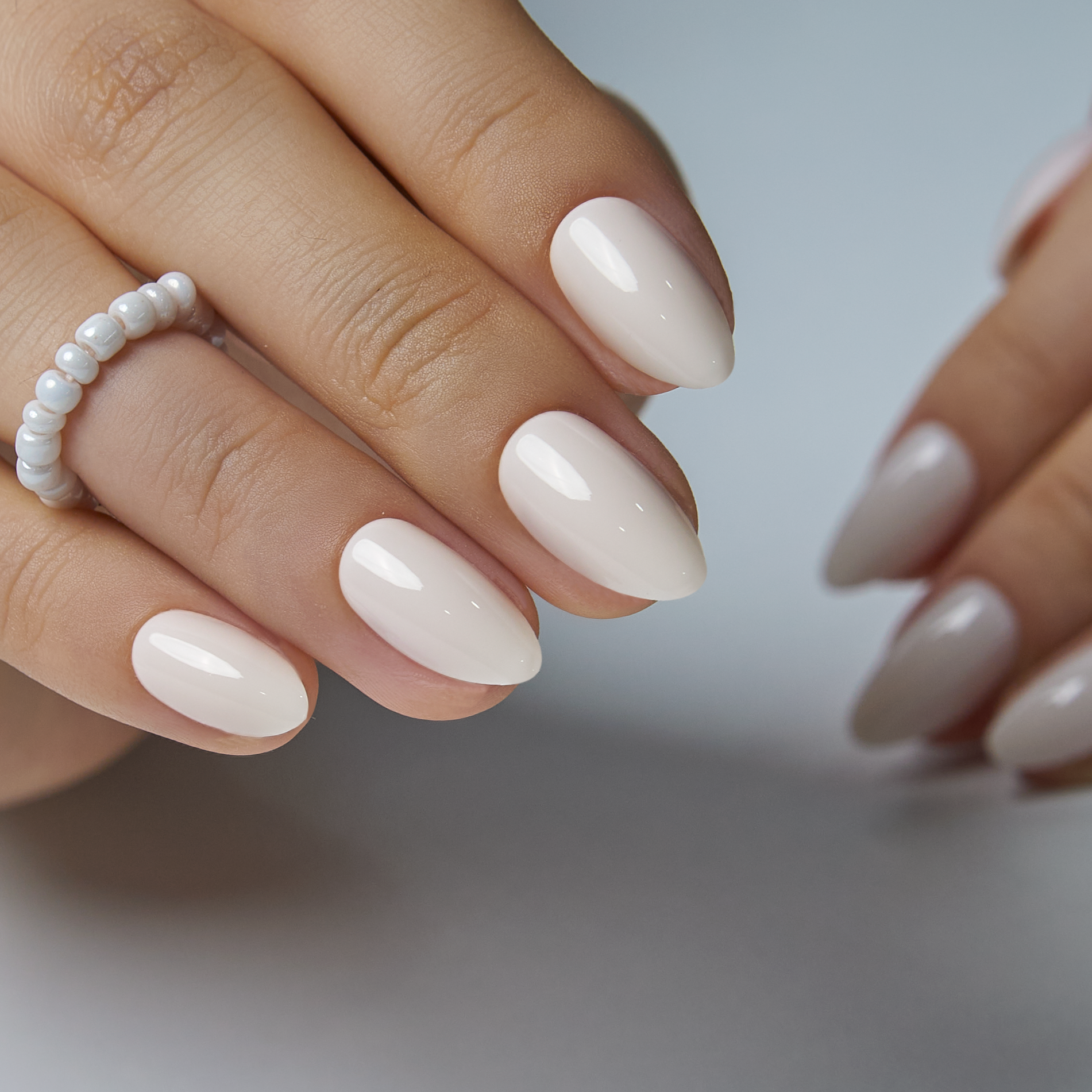 Curvlife short almond solid Gel Press On Nails milky glossy shiny for winter Nail Art 2 Week Wear – CurvLife