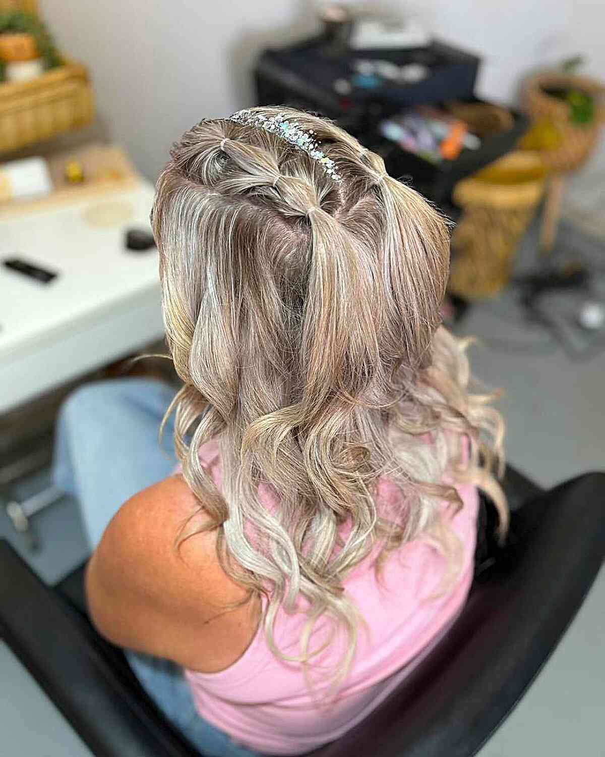 Visual Idea Visual Idea — Winter Half Up Half Down Hairstyles