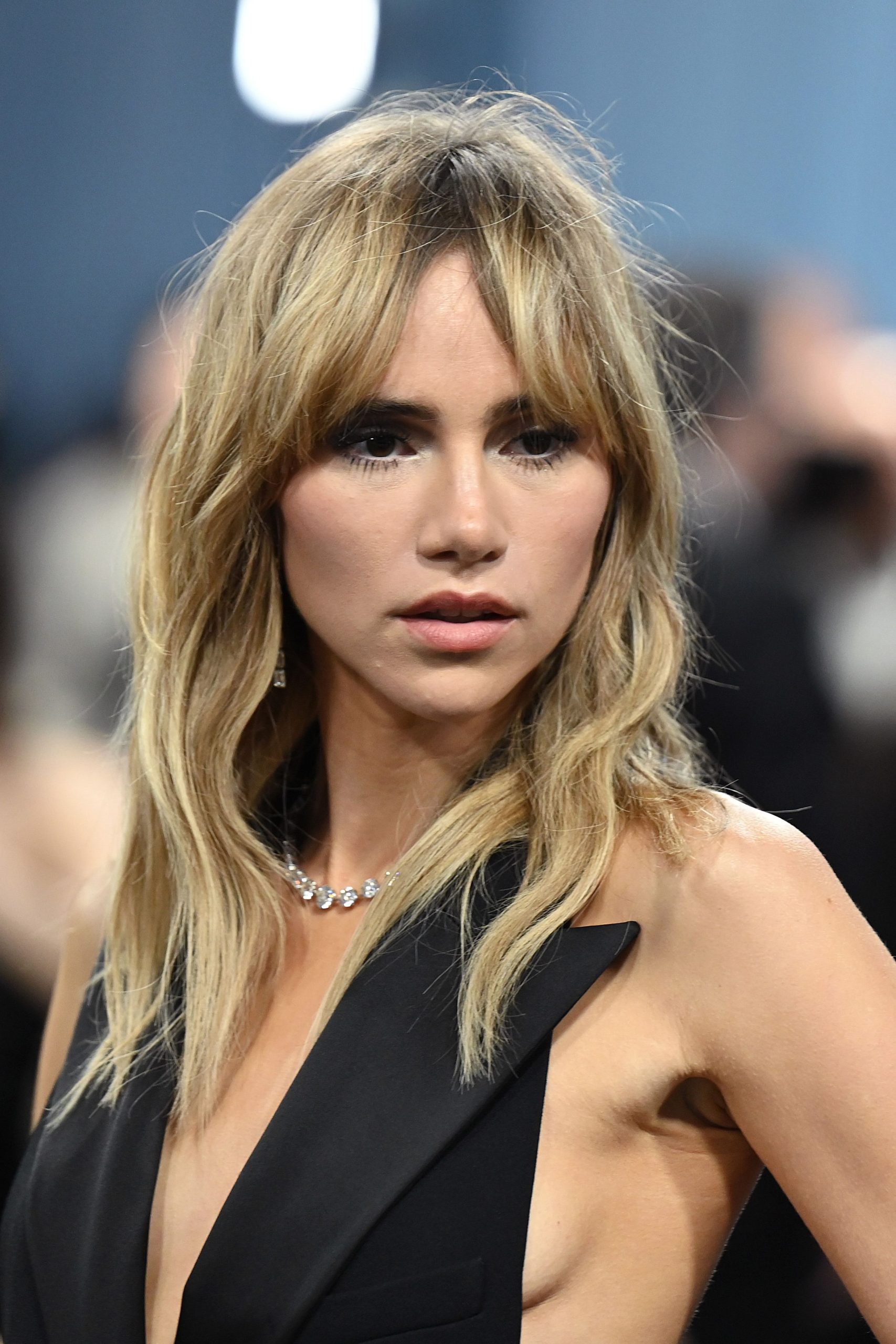 Ash Blonde Shag with Full Bangs Ash Blonde Shag with Full Bangs — Winter Haircuts for Women