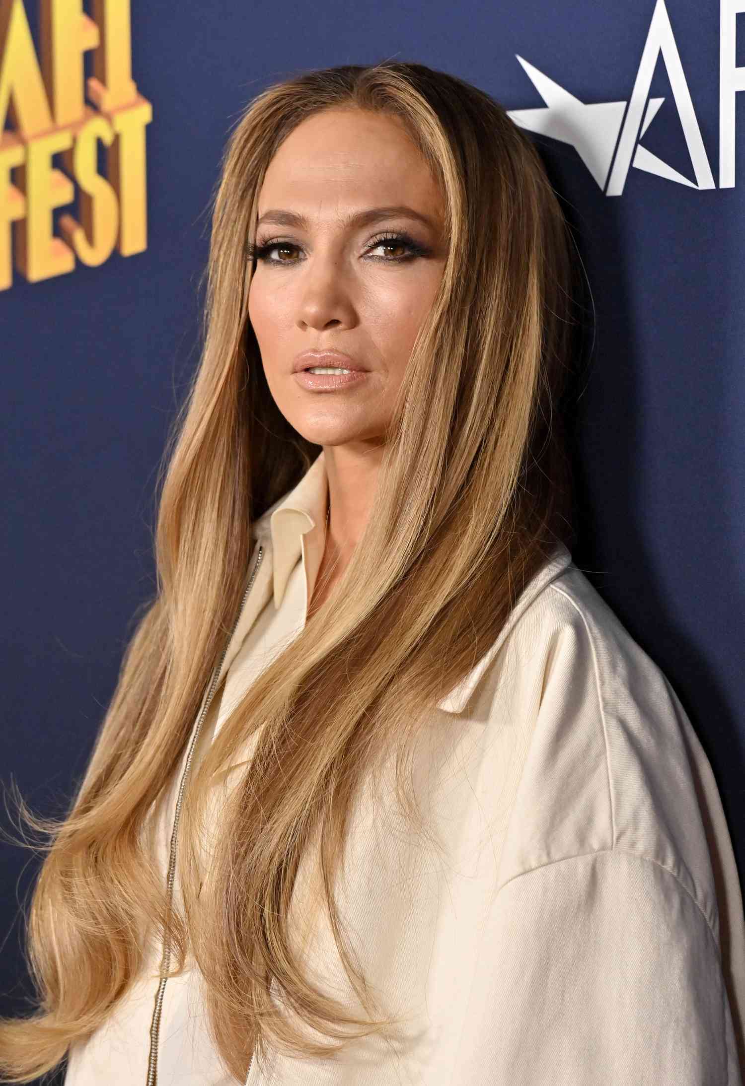 Fine Ash Blonde Sleek Style Fine Ash Blonde Sleek Style — Winter Hairstyles for Long Hair