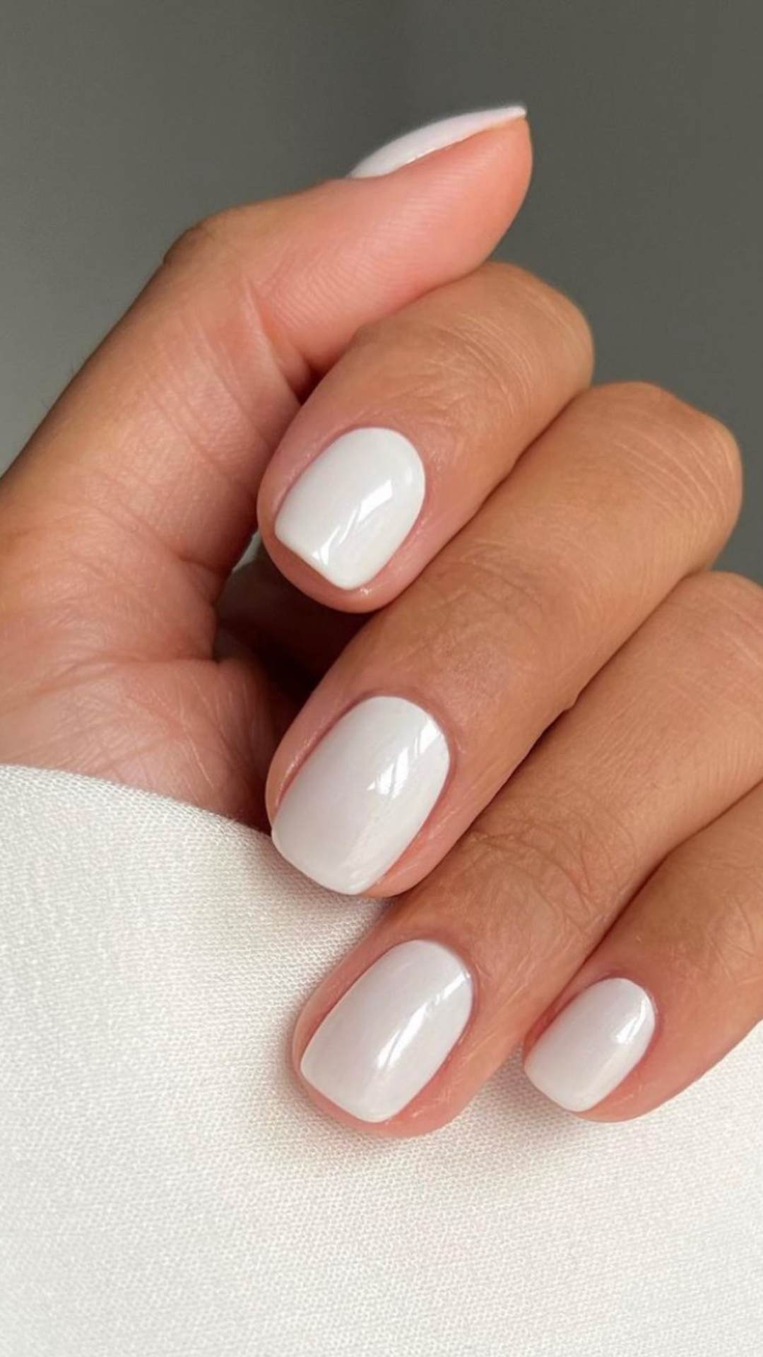Soft Glossy Off-White Short Square Nails — Winter White Nails