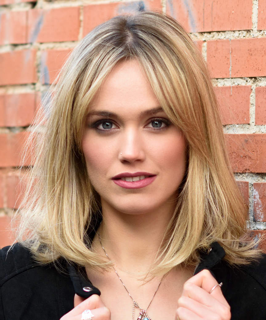 Blunt Chin Bob With Inward Ends — Winter Layered Haircuts
