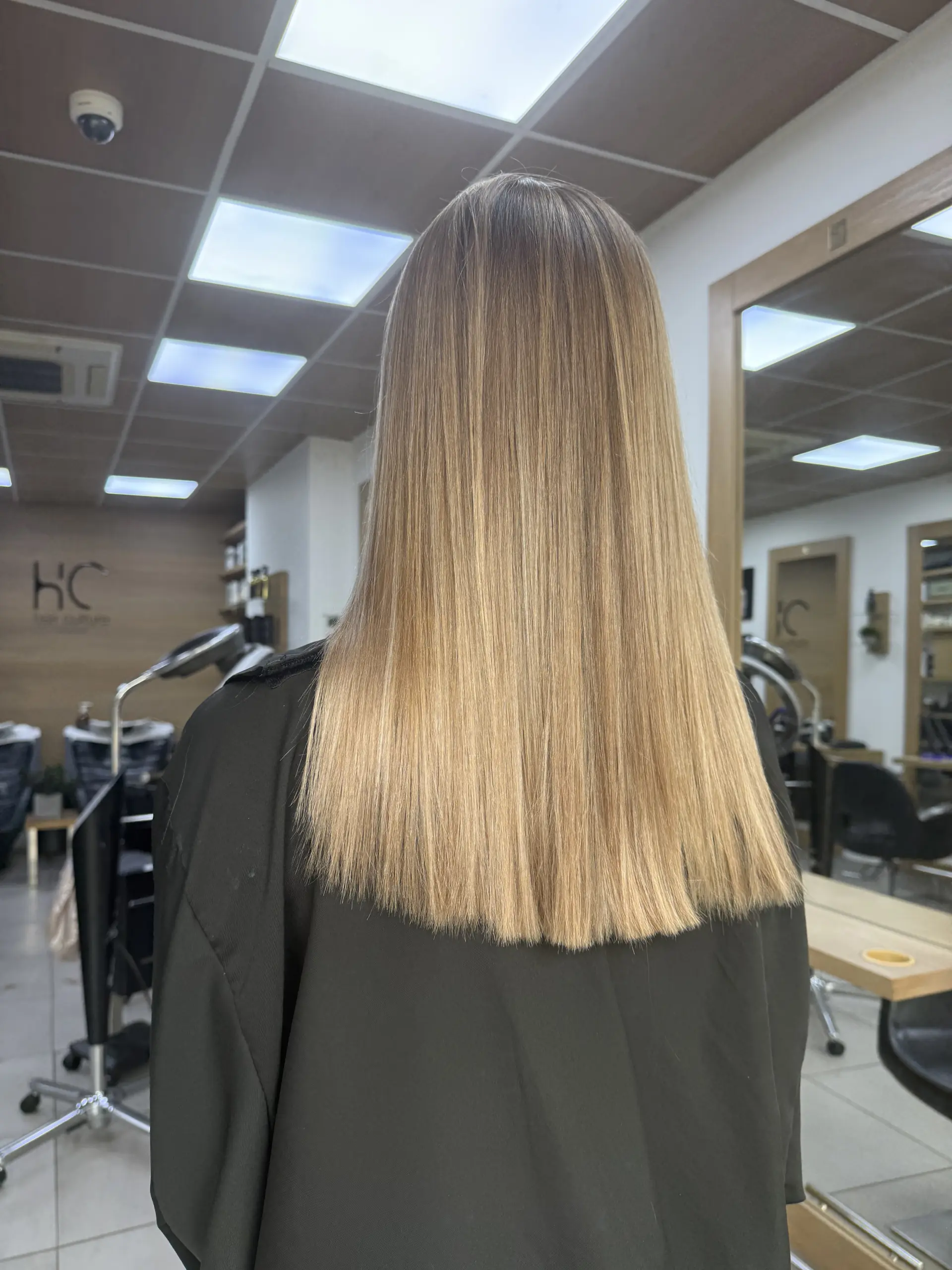 Visual Idea — Reverse Balayage