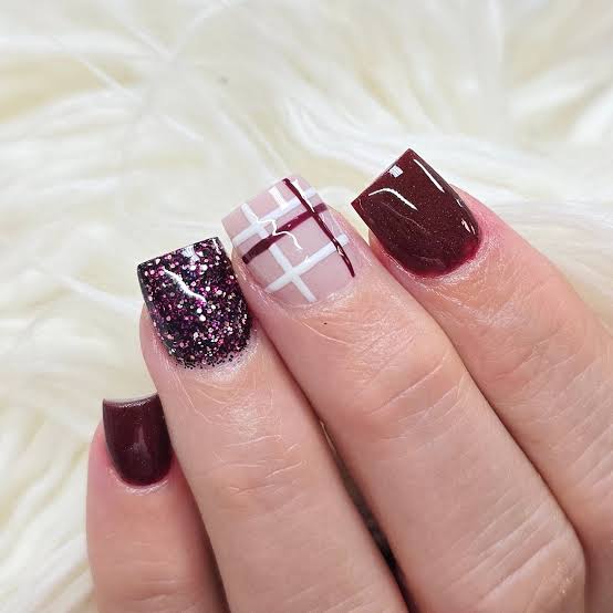 Medium Square Glitter French Tip Bow Medium Square Glitter French Tip Bow — Winter Square Nails
