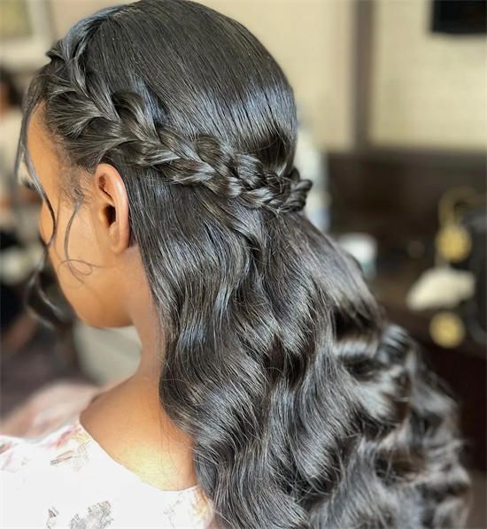 Dark Brown With Subtle Highlights Visual Idea Dark Brown With Subtle Highlights Visual Idea — Winter Wedding Hairstyles