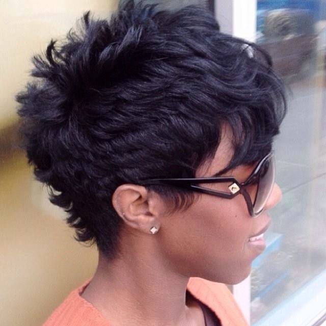 Wavy Black Pixie with Volume — Winter Haircuts for Black Women