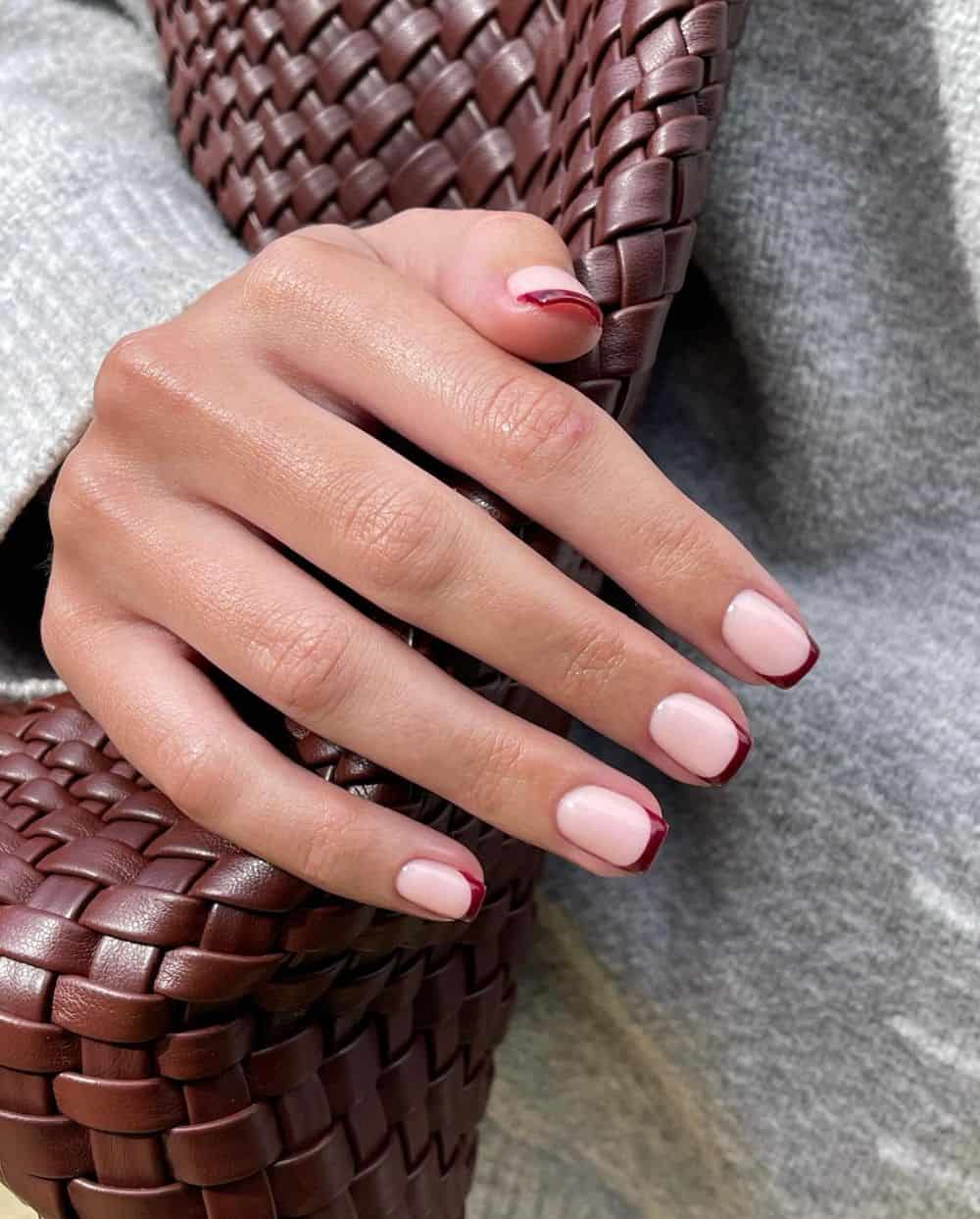 Deep Red Thin French Short Square Nails Deep Red Thin French Short Square Nails — Winter French Tip Nails