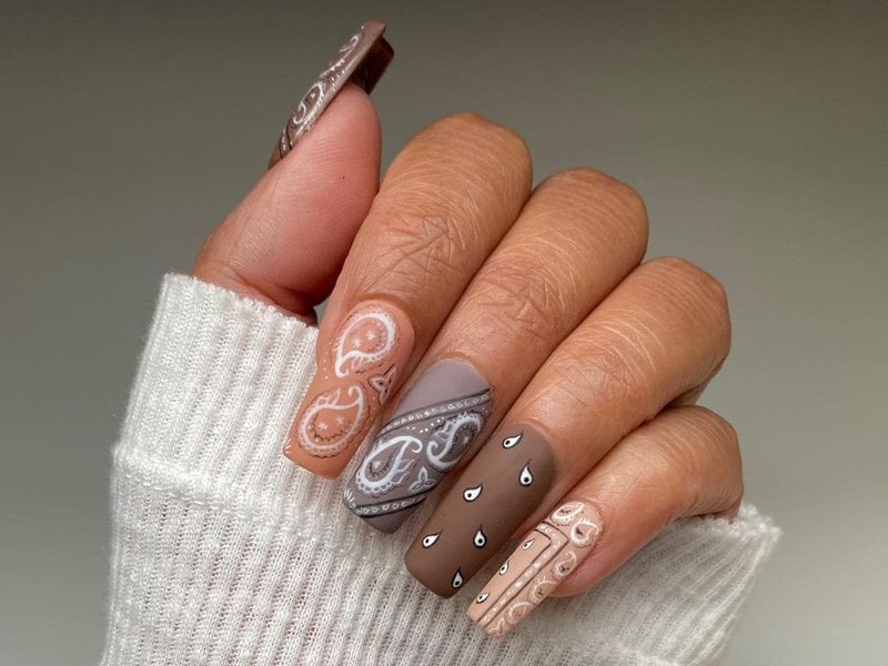 Long Coffin Matte Tan & Grey Bandana Print Long Coffin Matte Tan & Grey Bandana Print — Winter Matte Nails