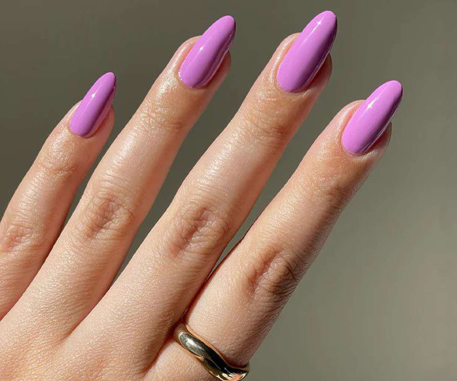 Vibrant Medium Purple Almond Vibrant Medium Purple Almond — Winter to Spring Transition Nails