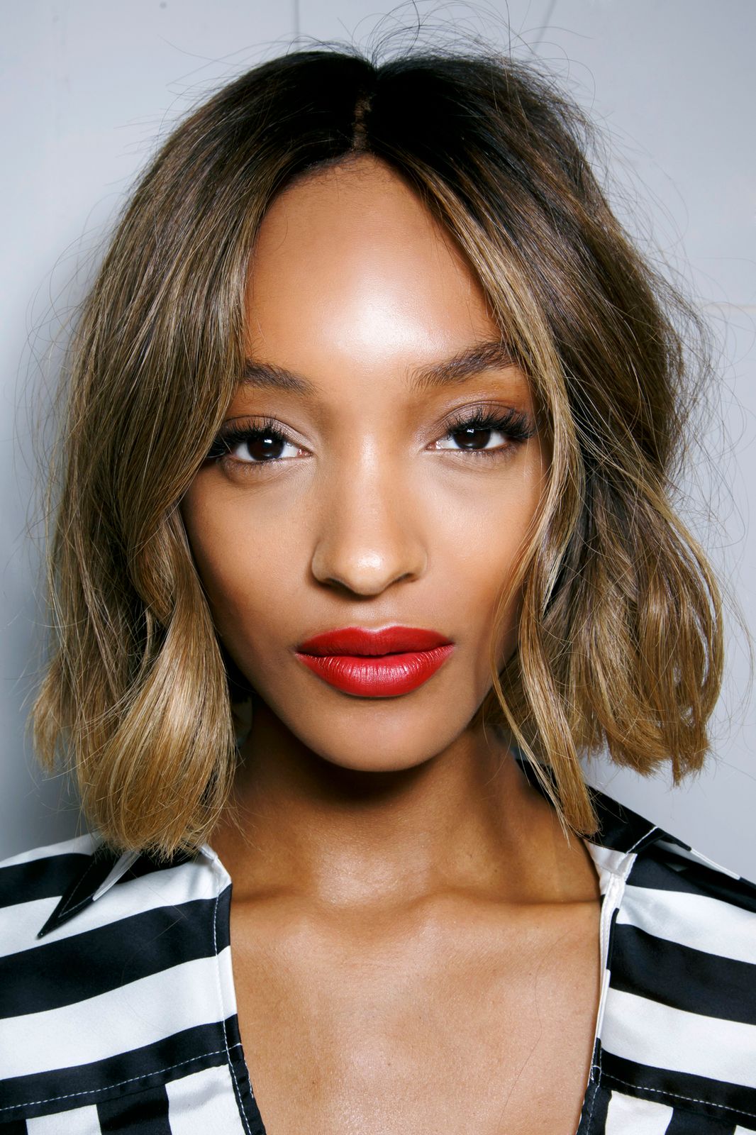 Blonde Lob With Dark Roots Blonde Lob With Dark Roots — Winter Hairstyles for Short Hair