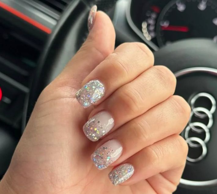 Silver Iridescent Glitter And Sheer Nude Visual Idea Silver Iridescent Glitter And Sheer Nude Visual Idea — Winter Square Nails