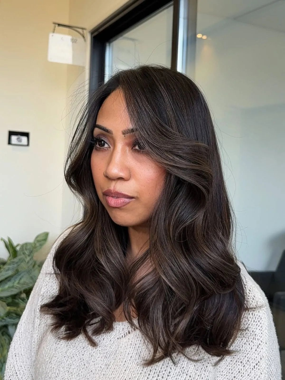 Collarbone Layers With Dark Brown And Balayage — Aesthetic Dye Hair