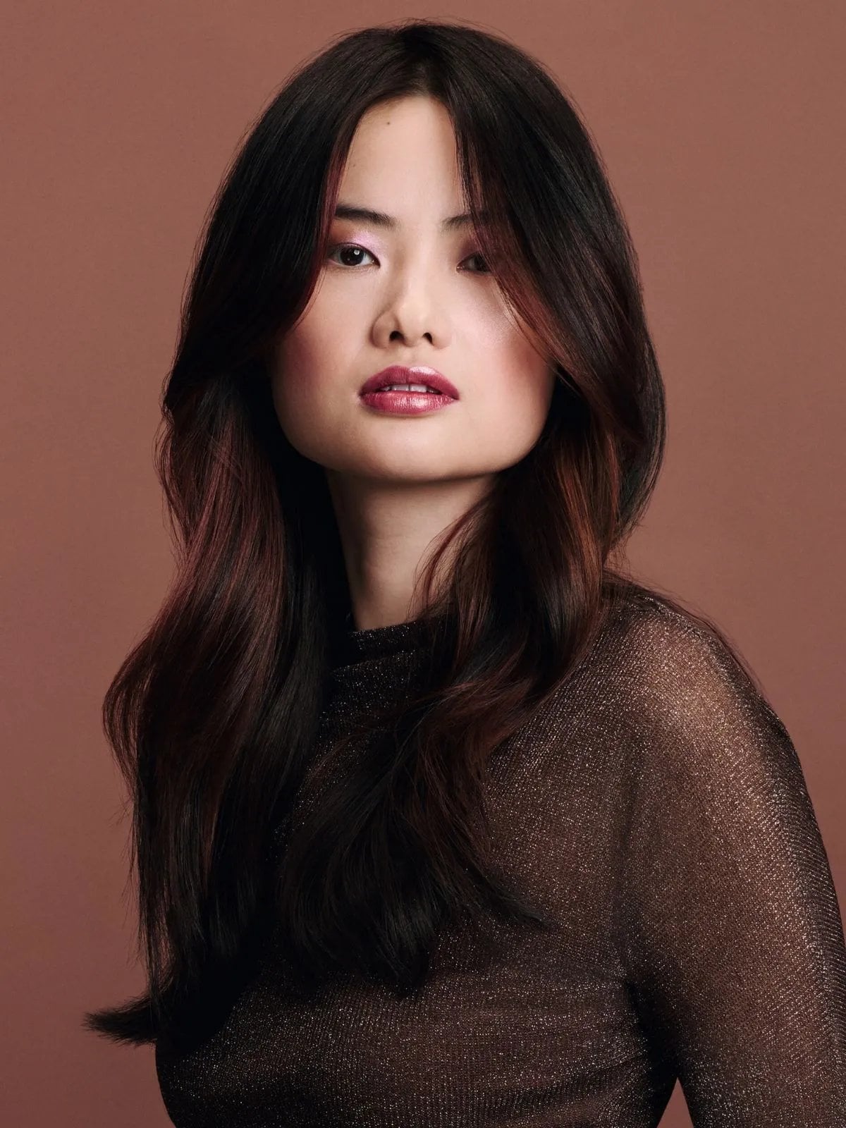 Collarbone Layers With Ash Blonde And Root Shadow — Aesthetic Dye Hair