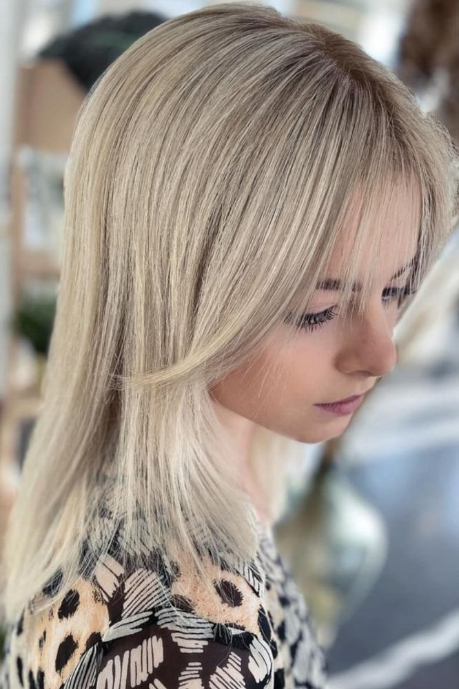 Shoulder Length Light Blonde With Curtain Bangs Shoulder Length Light Blonde With Curtain Bangs — Aesthetic Thin Hair