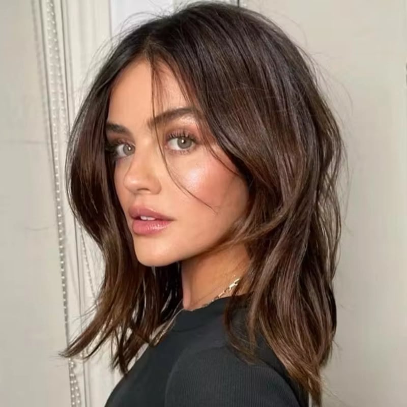 Collarbone Lob With Subtle Balayage Collarbone Lob With Subtle Balayage — Aesthetic Thin Hair