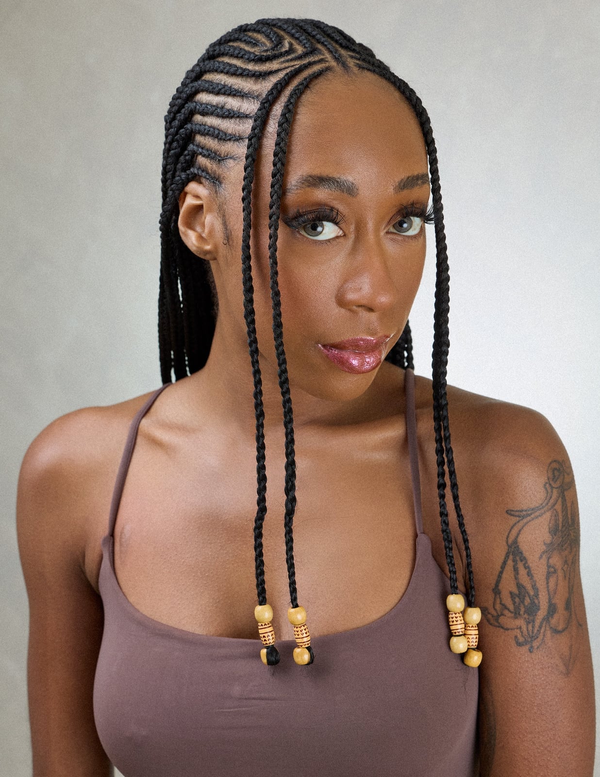 Fulani Braids With Wooden Beads and Precise Parting Fulani Braids With Wooden Beads and Precise Parting — Best Fulani Braids