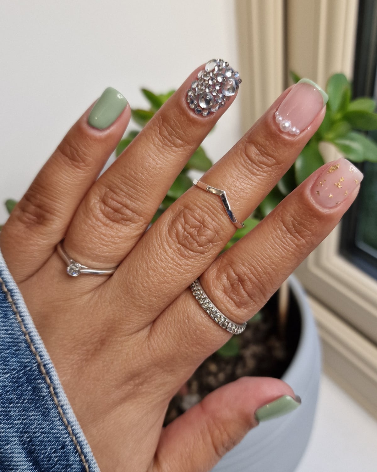Matte Sage Green and Mixed Art Nails — Best Gel Nails