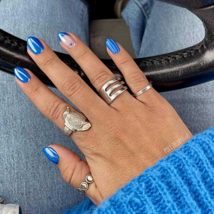 Intense Blue Chrome Long Almond Nails, Close-Up Take — Blue Chrome Nails