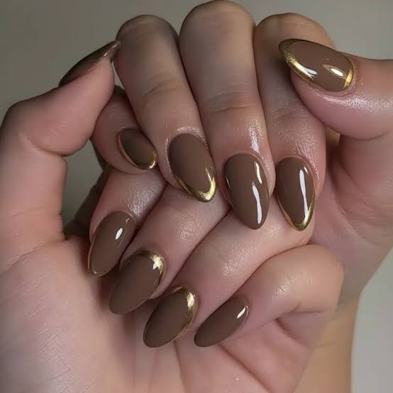 Medium Almond Nails with Glossy Brown and Gold Foil — Brown Almond Nails