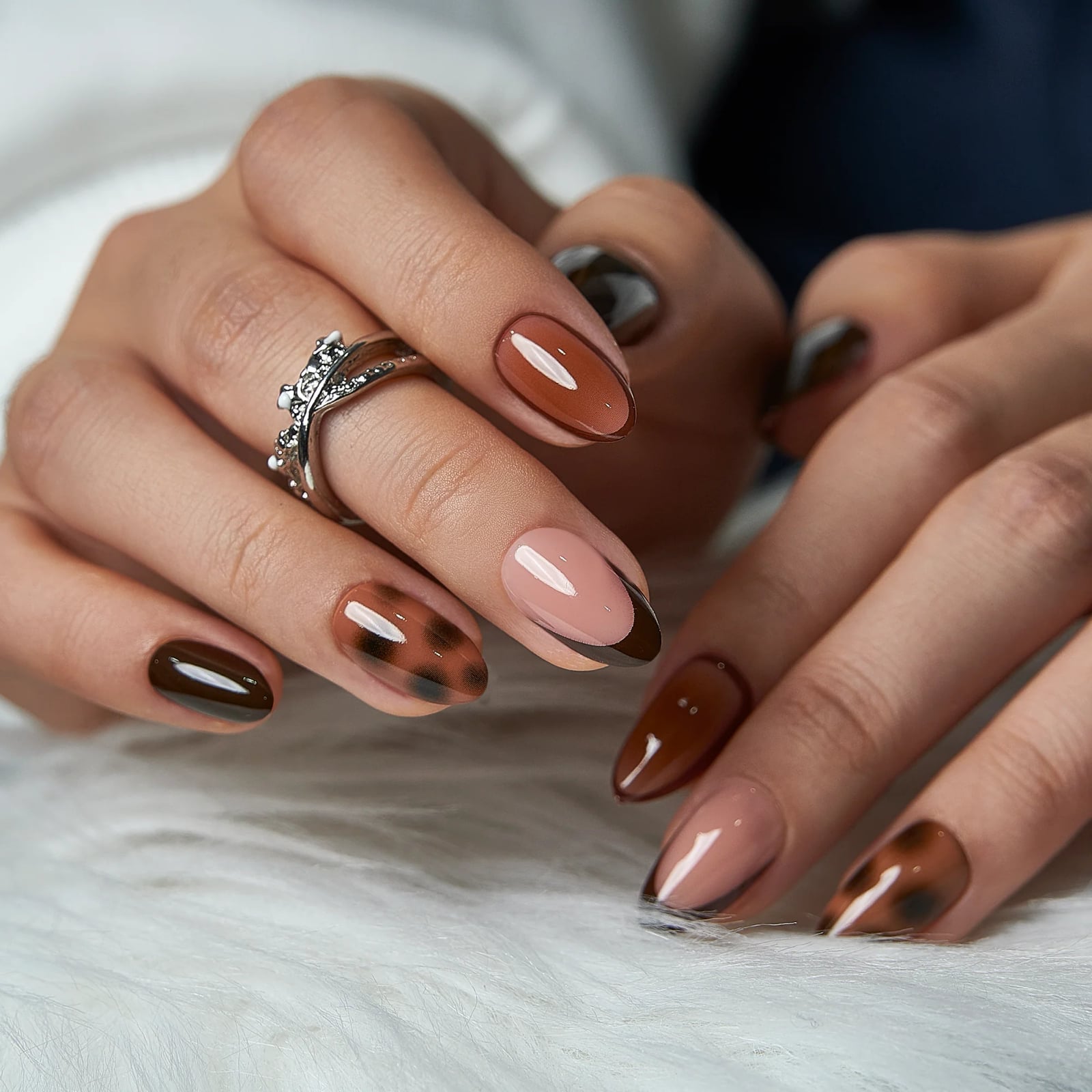 Medium Almond Nails with Tortoiseshell and French Tips, Glossy — Brown Almond Nails