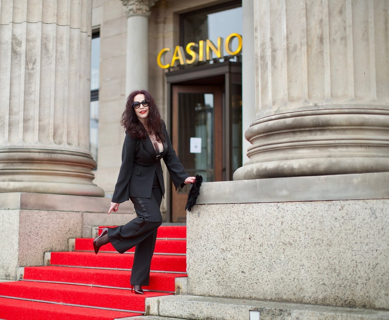 Black Tailored Suit with Feather Trim Detail — Casino Outfits