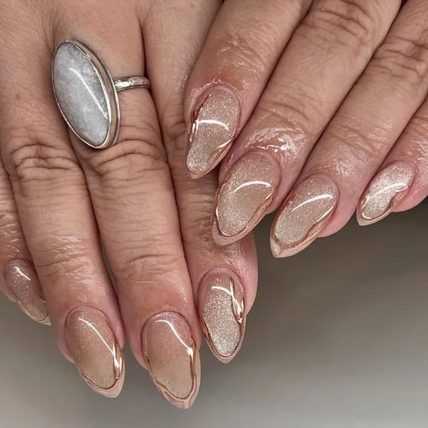 Champagne Cat-Eye Almond Nails Outline — Champagne Nails