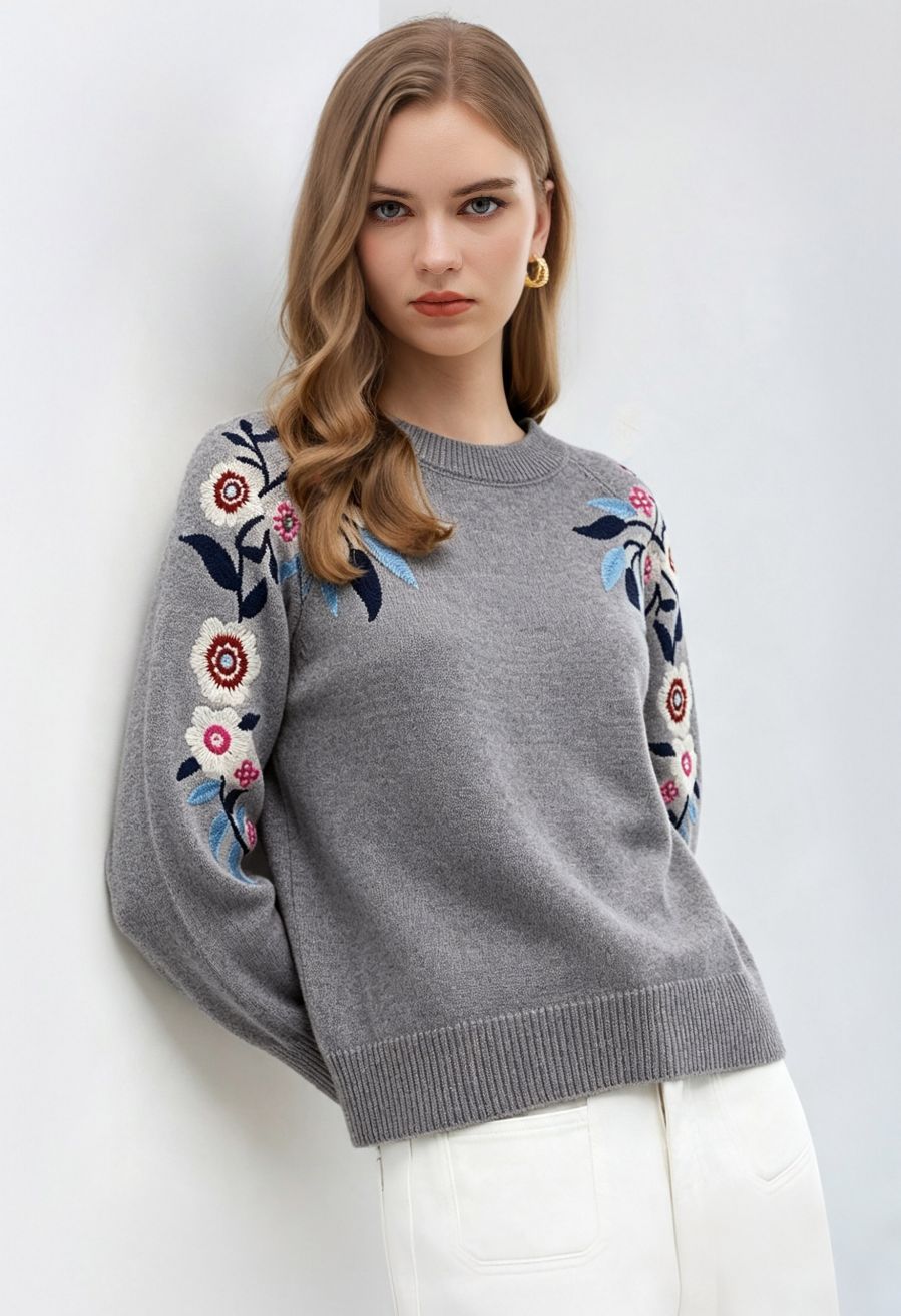 Gray Embroidered Crew Neck Sweater with White Pants — Chic Grey Sweater Outfit