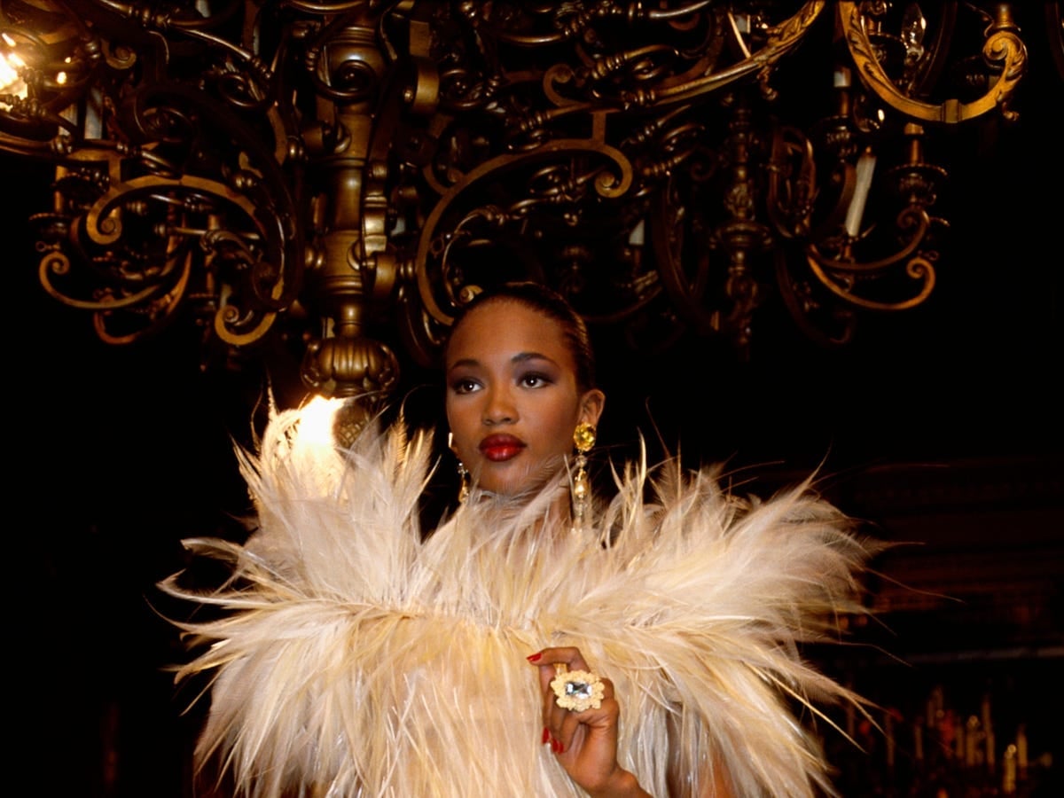Cream Feathered Collar Piece For Evening — Classy 80s Style