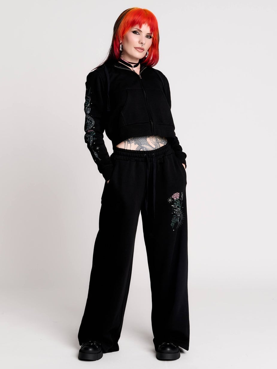 Streetwear Hoodie And Sweatpants Set — Classy Alt Outfits