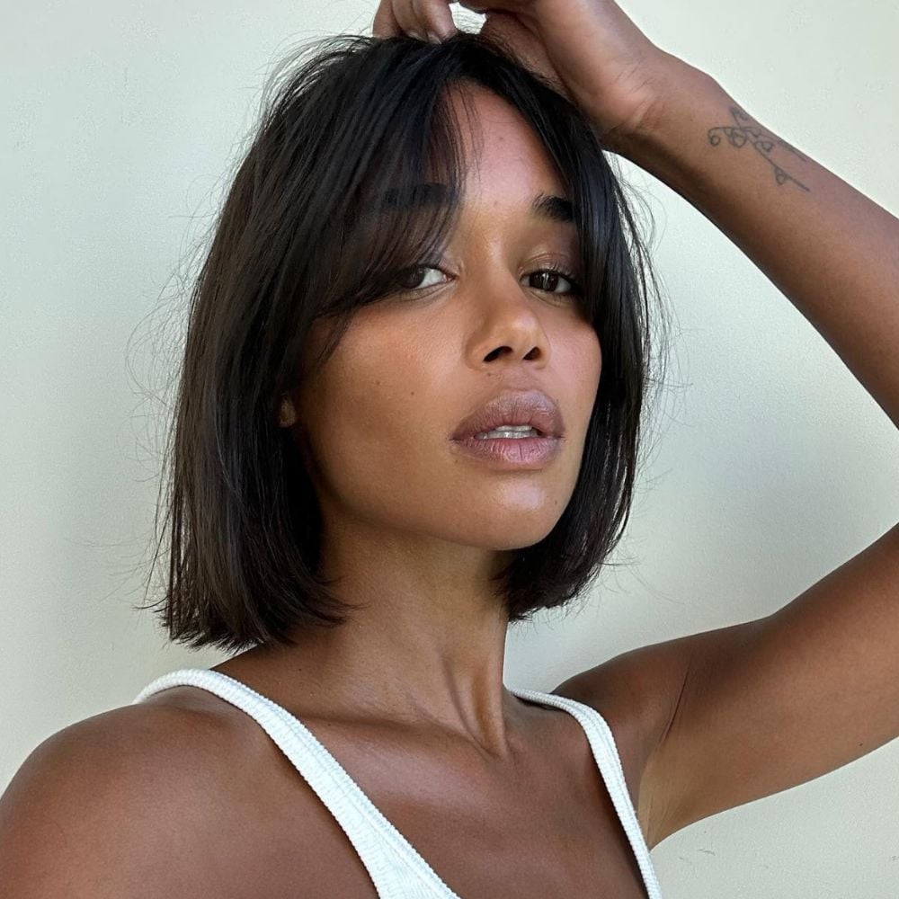 Chin Length Bob With Blunt Bangs Side Part — Classy Bangs Style