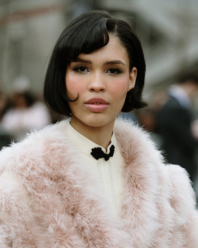 Chin Length Bob With Wispy Bangs — Classy Bangs Style