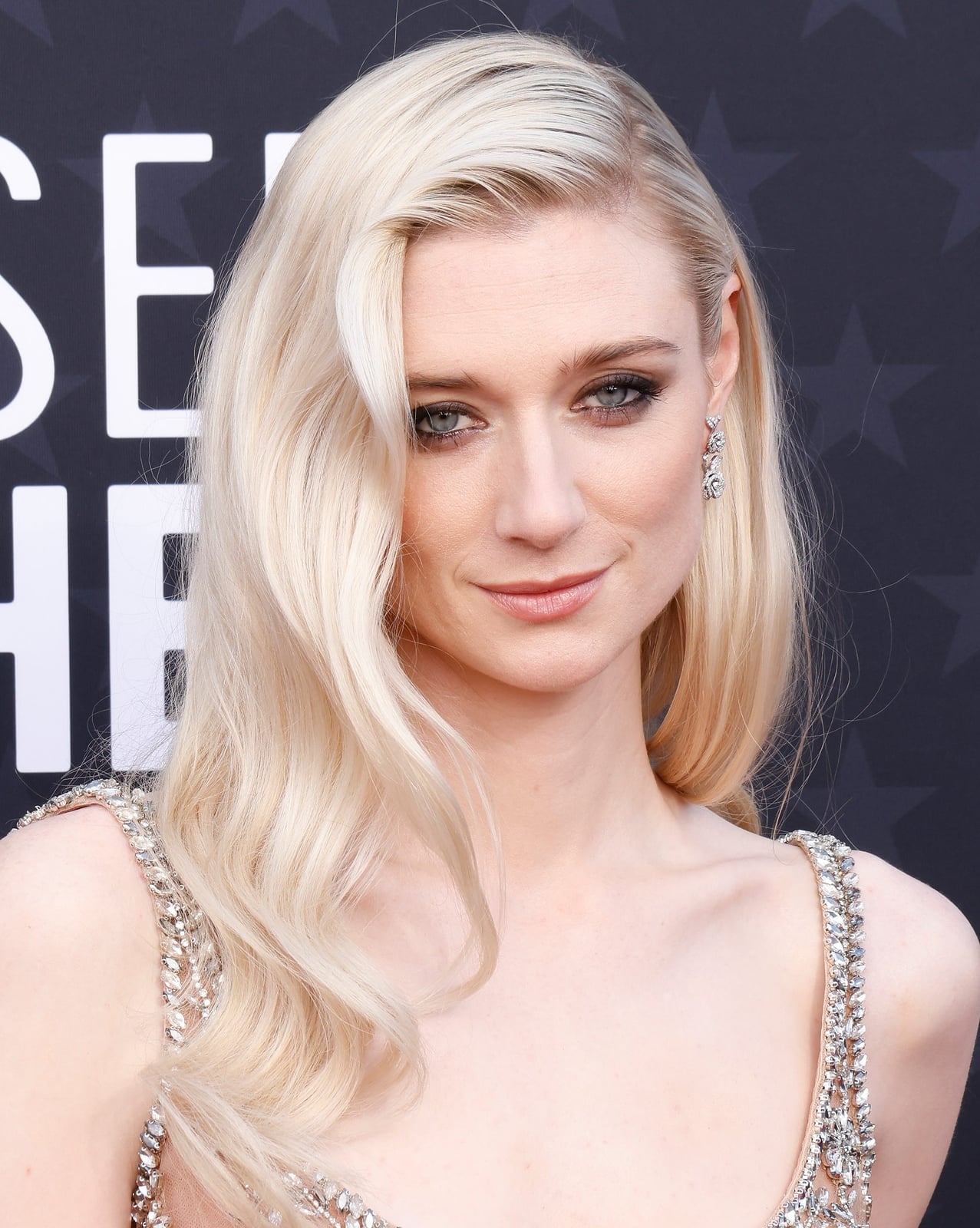Long Layered Platinum Blonde With Root Shadow — Classy Blonde Hairstyles