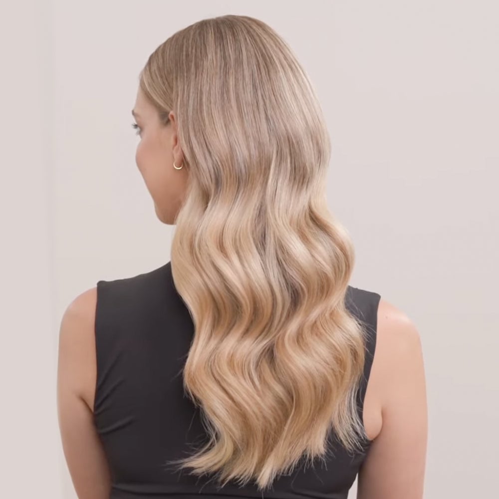 Dimensional Mid-Back Waves with Lighter Ends Dimensional Mid-Back Waves with Lighter Ends — Classy Blonde Wavy Hair