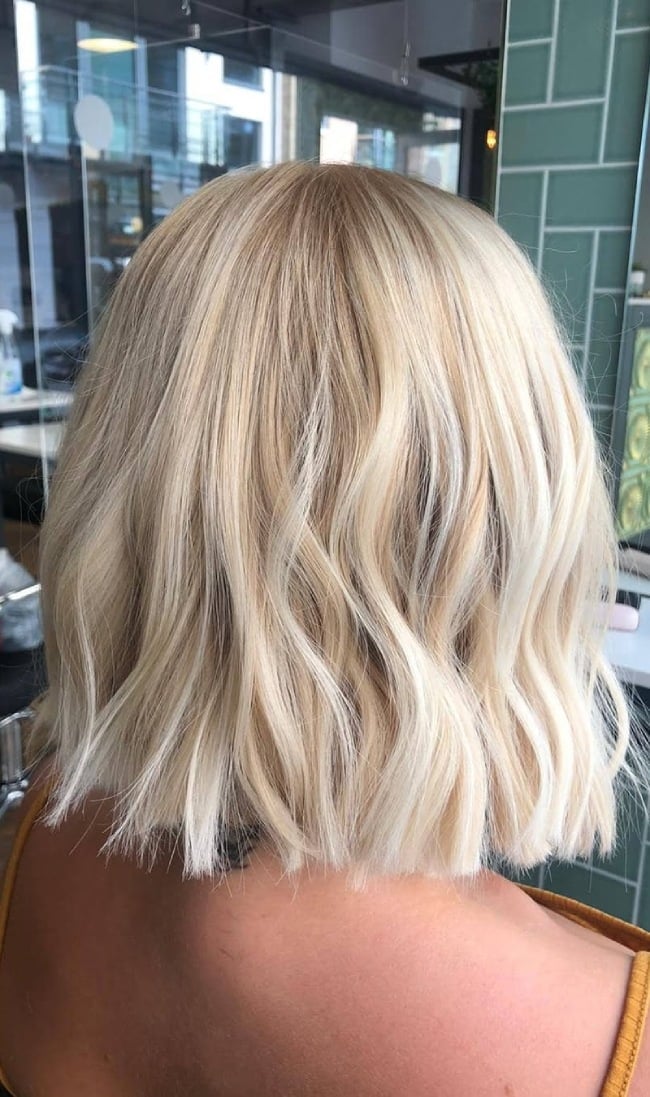 Creamy Blonde Chin Bob with Soft Waves Creamy Blonde Chin Bob with Soft Waves — Classy Blonde Wavy Hair