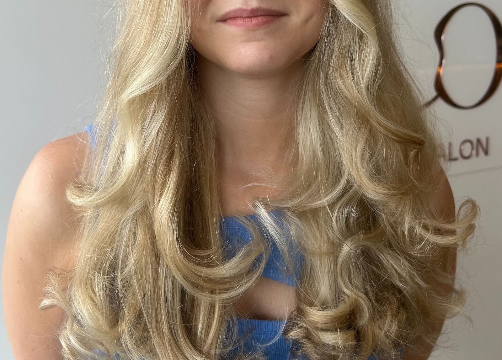 Ash Blonde Collarbone Waves with Curtain Bangs and Layers Ash Blonde Collarbone Waves with Curtain Bangs and Layers — Classy Blonde Wavy Hair