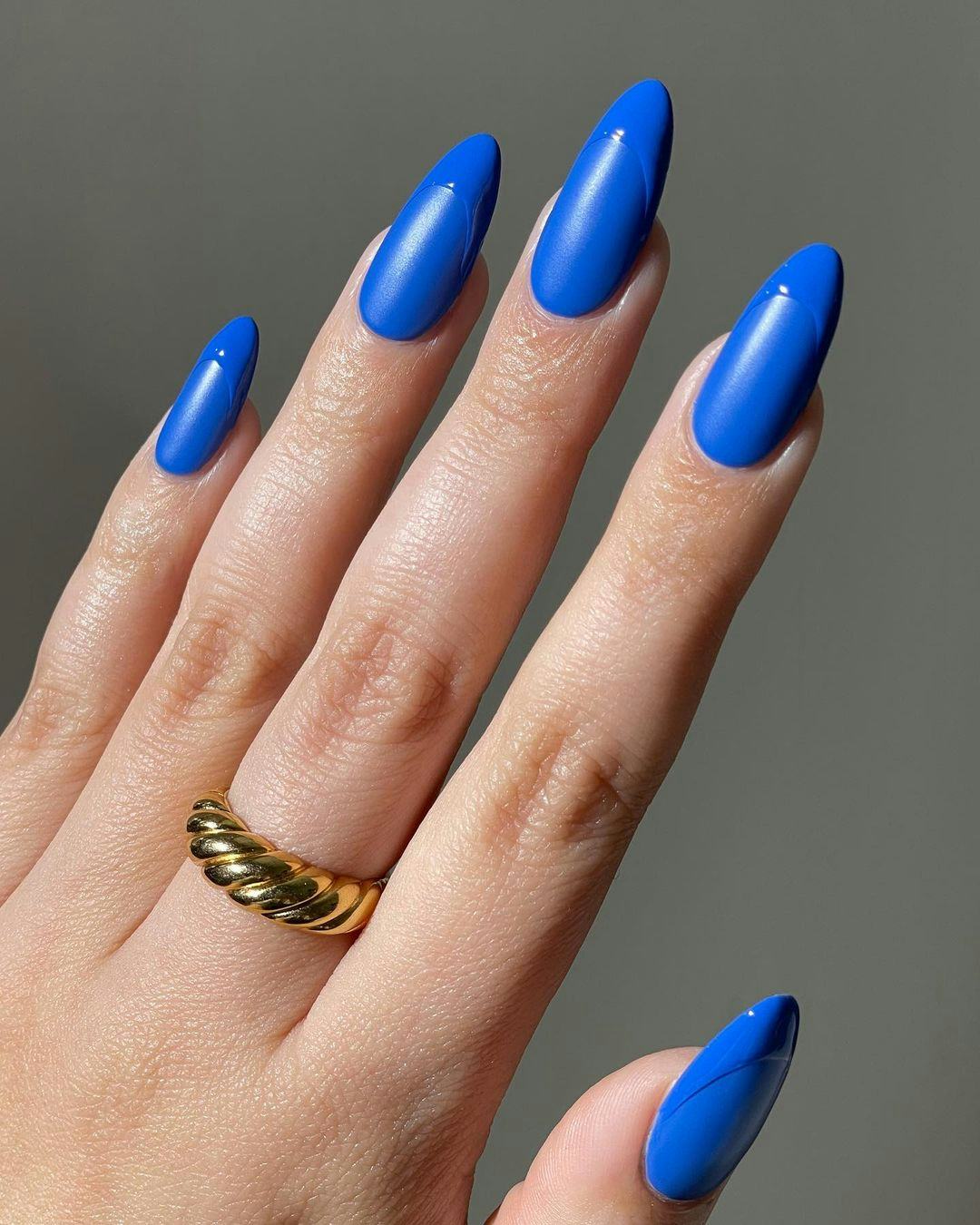 Nails Lacking Classy Blue Acrylic Nails 2027 with Blue Cat-Eye