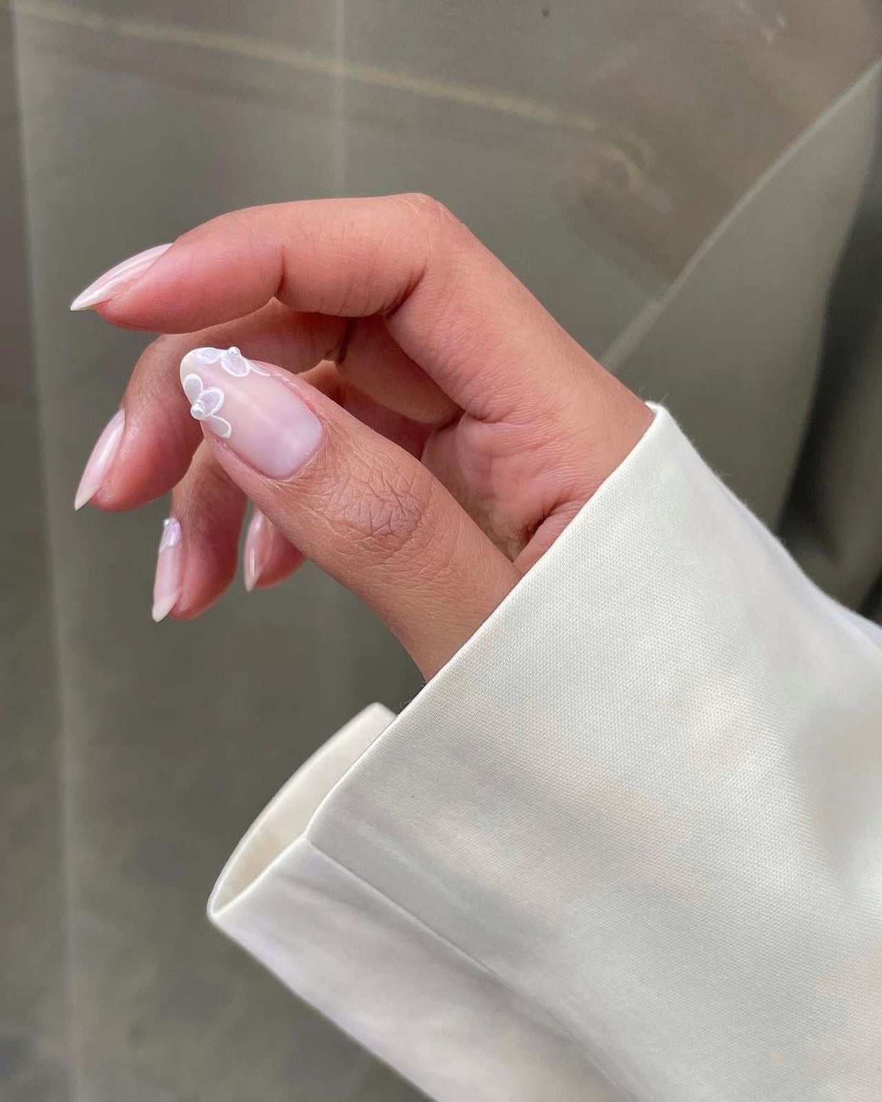 Gradient Pink White Floral Line Art — Classy Bride Nail