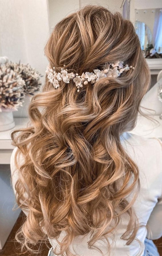 Blonde Balayage Half Up Half Down With Curls, Mid-Back — Classy Bridesmaid Hairstyles Down