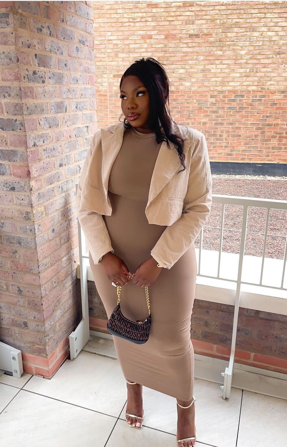 Taupe midi dress with cropped blazer for a refined look Taupe midi dress with cropped blazer for a refined look — Classy Business Casual Outfits
