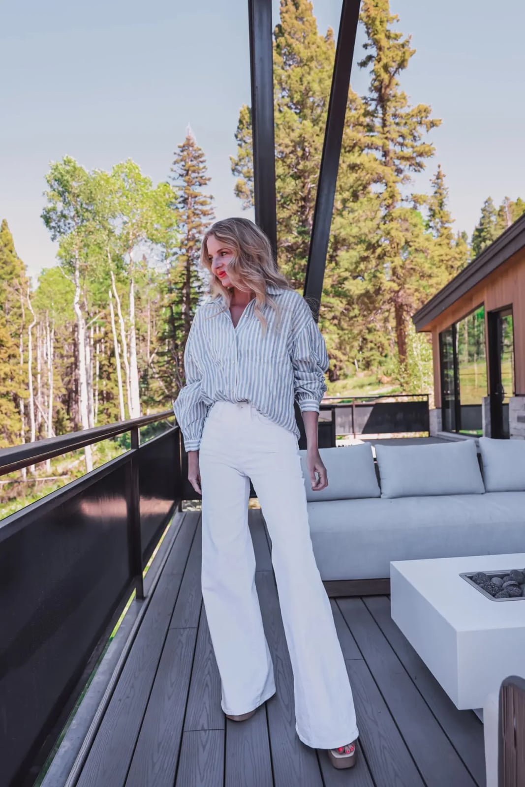 Striped button-down shirt and white wide-leg trousers — Classy Casual Outfits