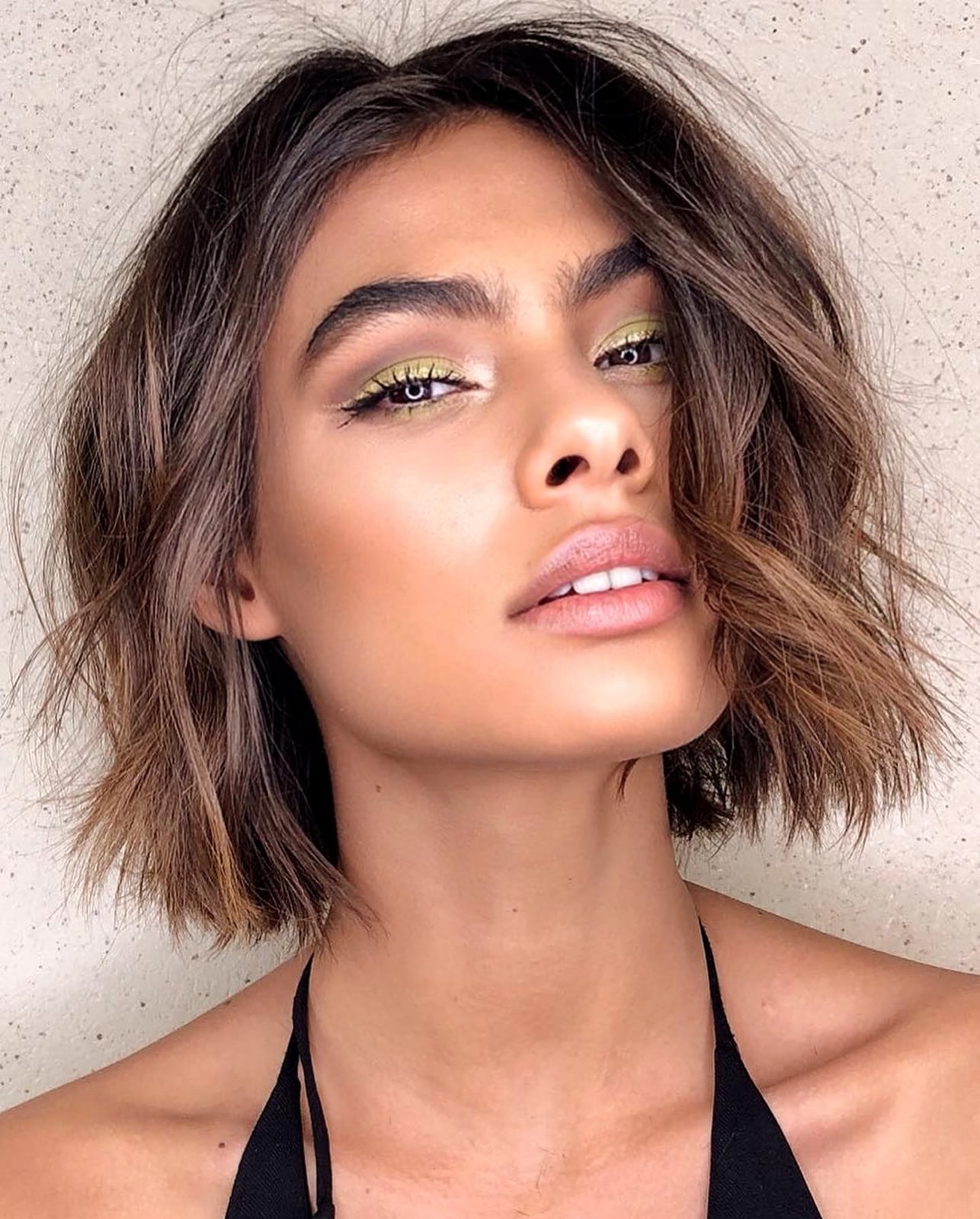 Textured Chin Length Bob With Tousled Ends Textured Chin Length Bob With Tousled Ends — Classy Chin Length Hair