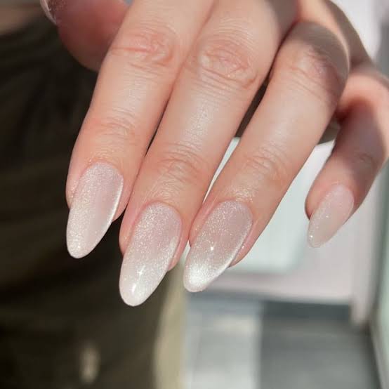Milky White Cat-Eye Stiletto Nails — Classy Clean Girl Nails