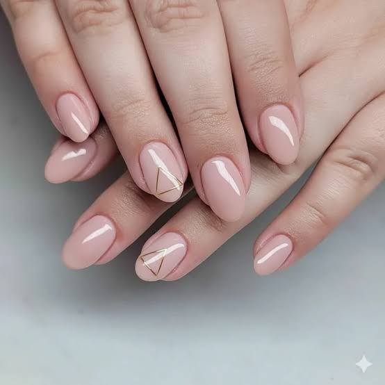 Neutral Pink Oval With Gold Geometric — Classy Clean Girl Nails