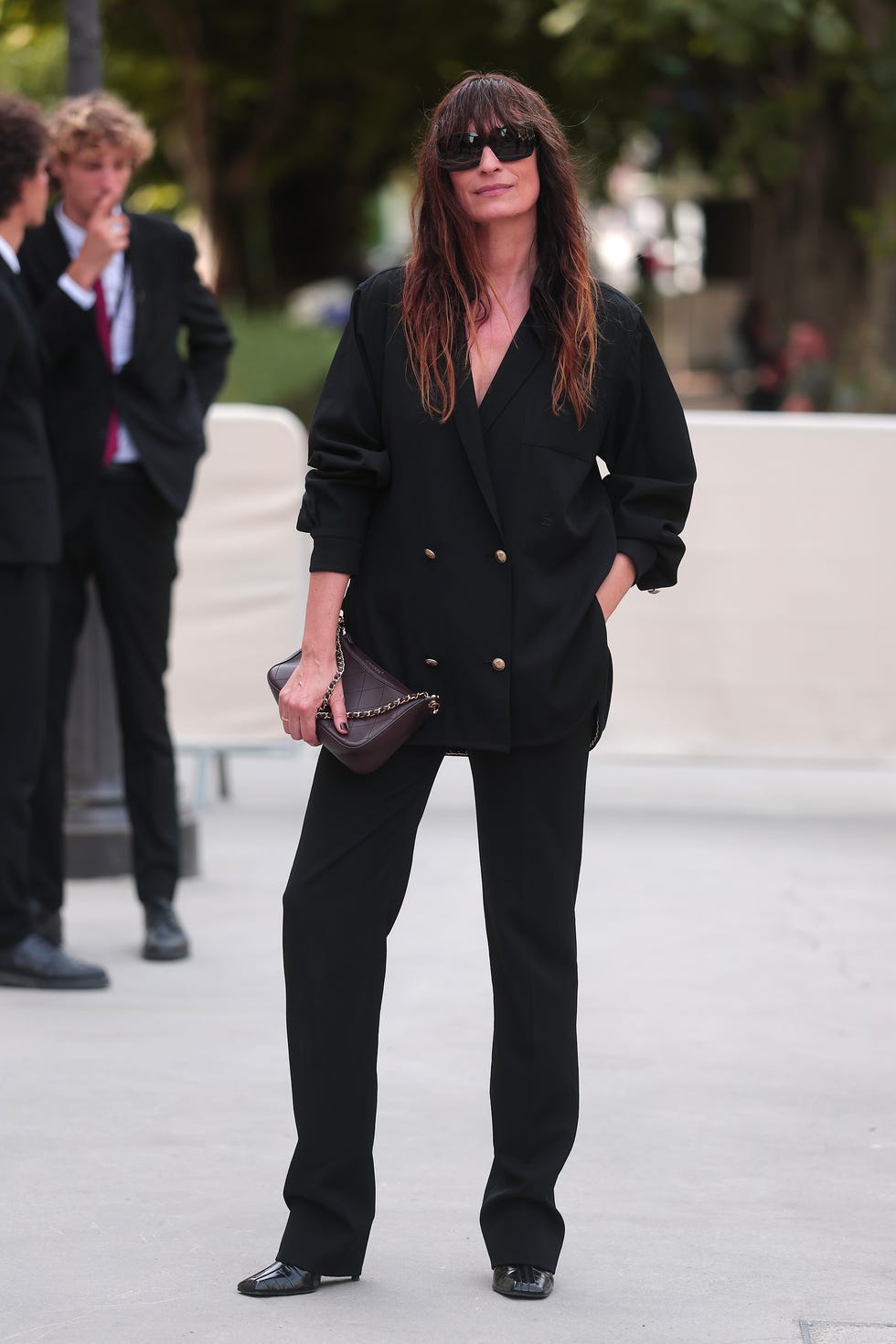 Oversized Blazer with Straight Leg Jeans — Classy French Style