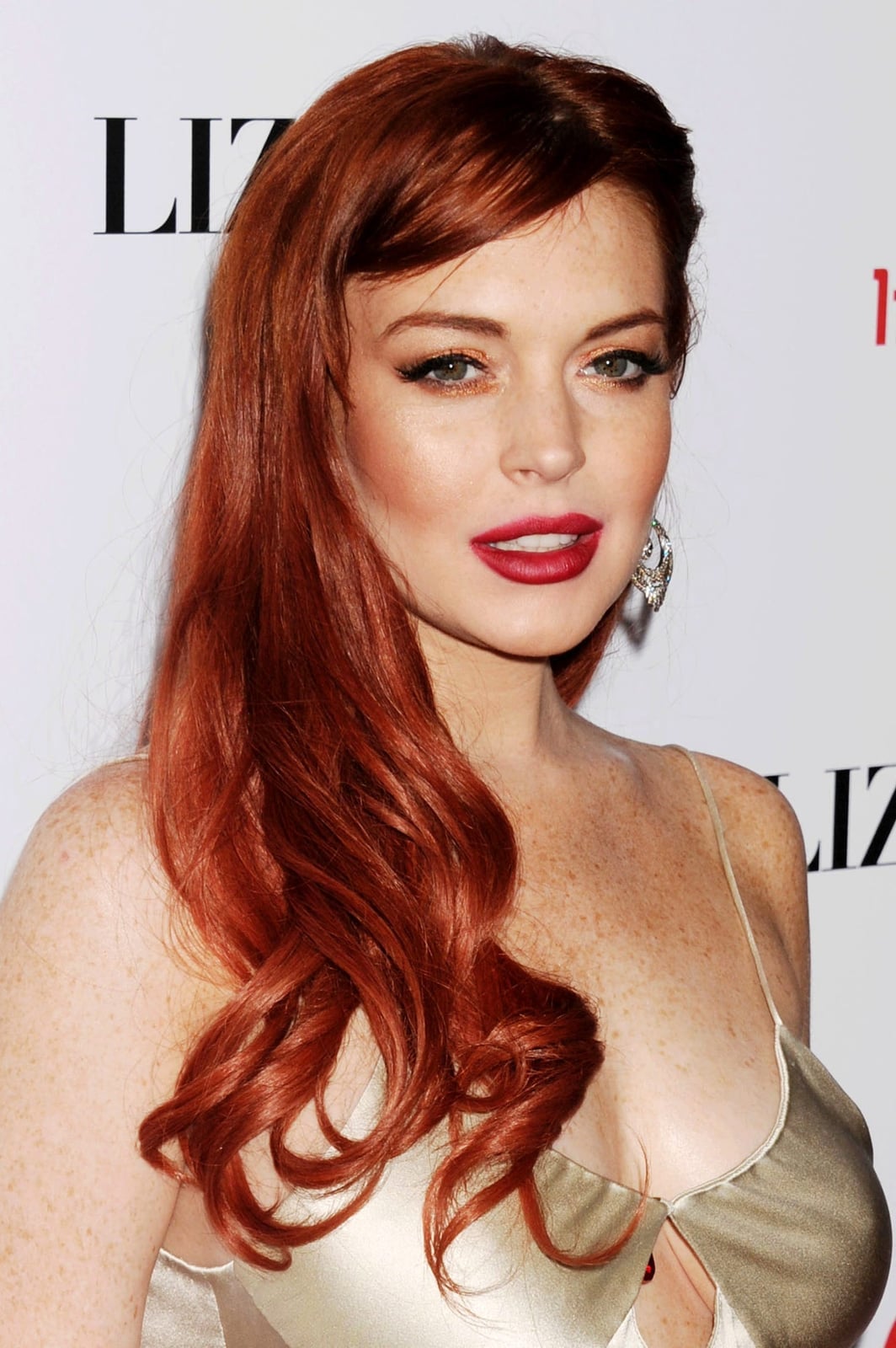 Strawberry Blonde Shoulder Length Glam Waves — Classy Ginger Hair Color