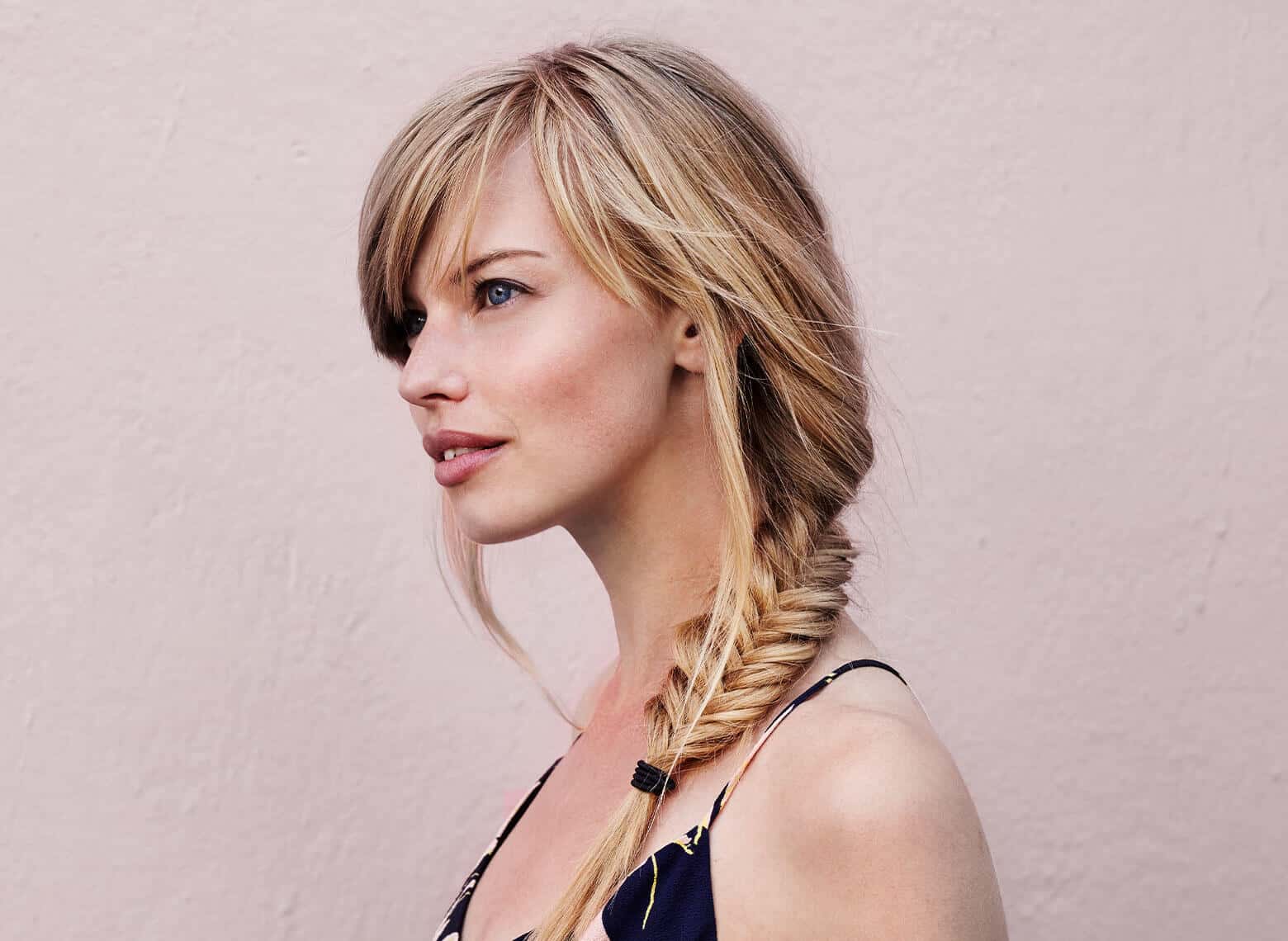 High Ponytail With Polished Wavy Texture — Classy Going Out Hairstyles